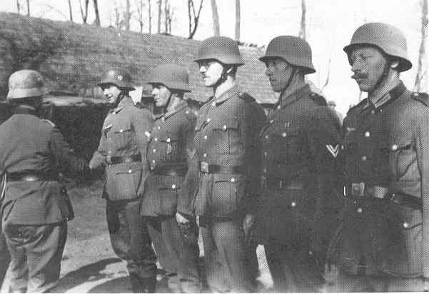 205ID-4.jpg (21491 Byte)