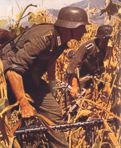 MGSchutze.JPG (36019 Byte)